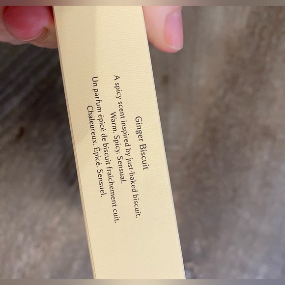 Jo Malone London Ginger Biscuit Cologne Travel Spray - Picture 5 of 7